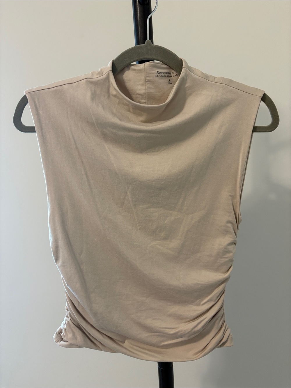 Abercrombie & Fitch Paloma top